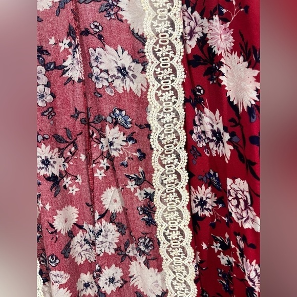 Torrid Red Floral and Lace Kimono Flowy Long Size 00/0 or 10/12 Boho Festival - Picture 5 of 9